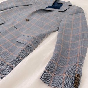 Sarar - 100% Wool Blazer - Size: 36R